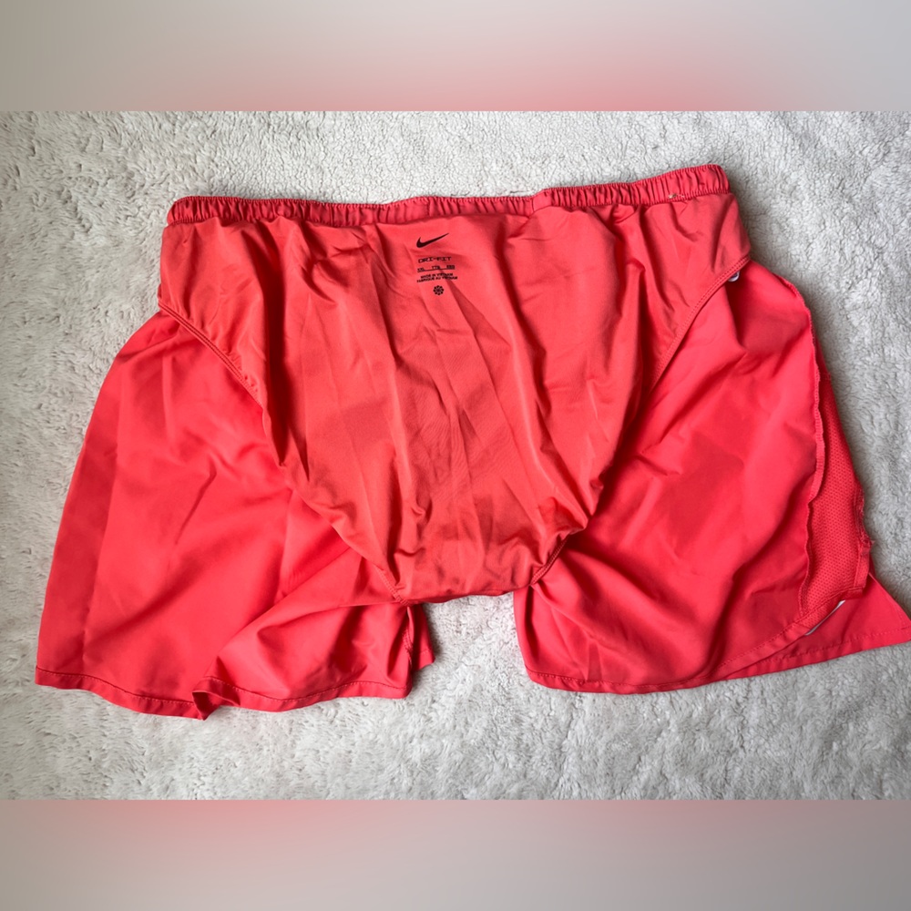 Nike Coral Sports Shorts Men Size XXL - Picture 9 of 10